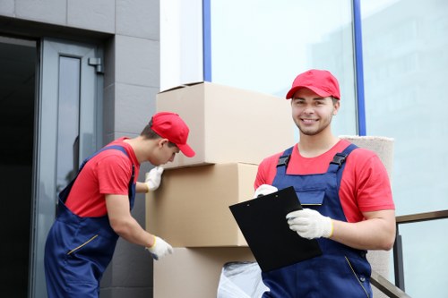 Residential flat moving service supporting customers in and around Aperfield