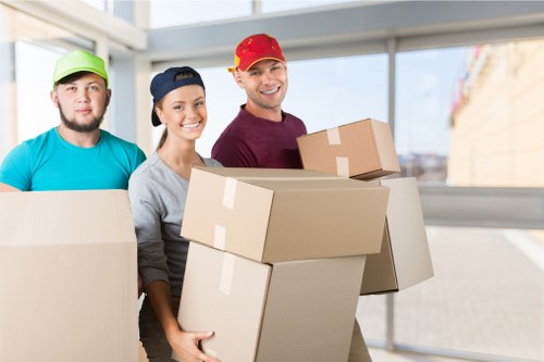 Mobile self storage unit delivered in Aperfield for convenient home storage