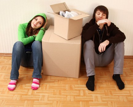 Preparation and packing support for a flat relocation in Aperfield