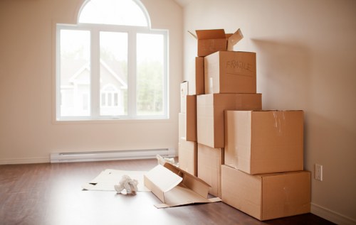 Professional movers handling a compact relocation in Aperfield