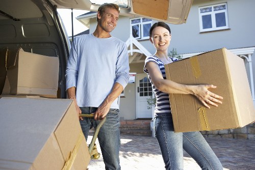 Secure storage units used for removals and storage in Aperfield